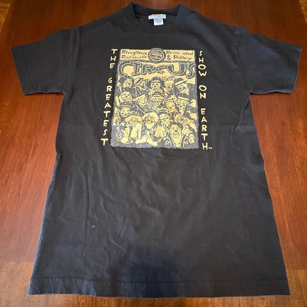 Ringling Bros Barnum & Bailey Circus Vintage Style Graphic Tee Greatest Show On